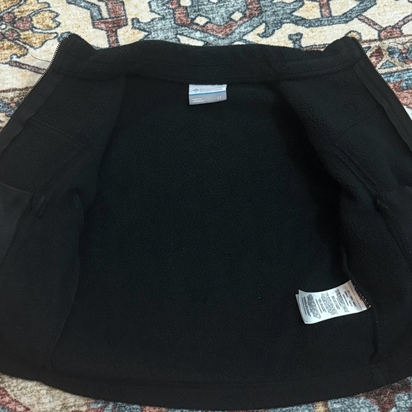 Toddler Boy And Girl Columbia Fleece Jacket Size 2T Black Cozy and Warm - Picture 3 of 6